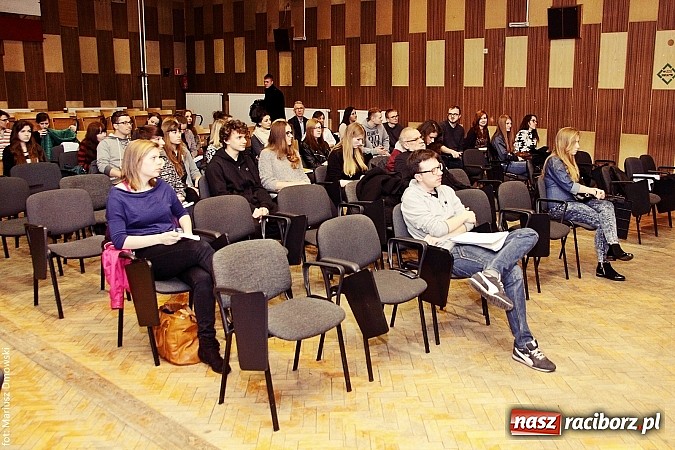 Zdjęcie w galerii na portalu naszraciborz.pl: Odra w Raciborzu - znaczenie i funkcja w krajobrazie wiadomości z regionu