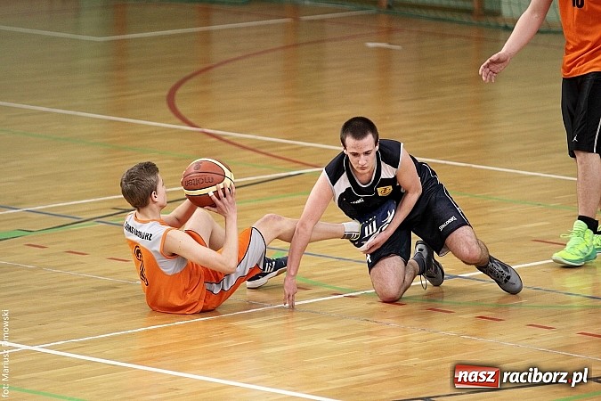 Zdjęcie w galerii na portalu naszraciborz.pl: I LO najlepsze w koszykówce chłopców wiadomości z regionu