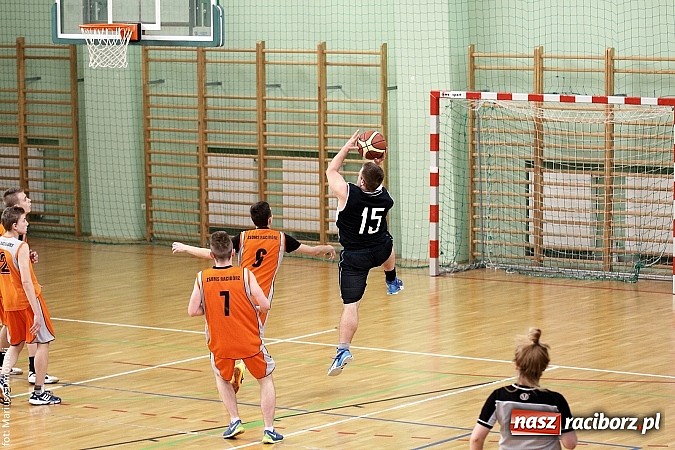 Zdjęcie w galerii na portalu naszraciborz.pl: I LO najlepsze w koszykówce chłopców wiadomości z regionu
