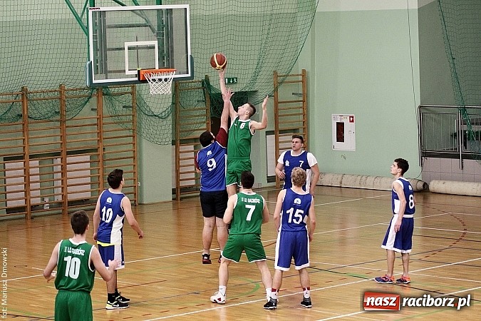Zdjęcie w galerii na portalu naszraciborz.pl: I LO najlepsze w koszykówce chłopców wiadomości z regionu