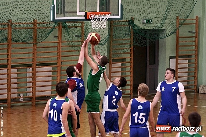 Zdjęcie w galerii na portalu naszraciborz.pl: I LO najlepsze w koszykówce chłopców wiadomości z regionu