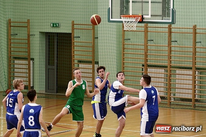 Zdjęcie w galerii na portalu naszraciborz.pl: I LO najlepsze w koszykówce chłopców wiadomości z regionu
