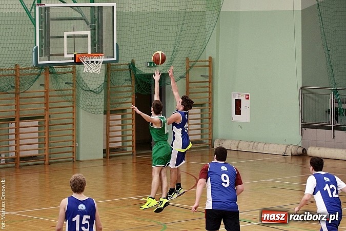 Zdjęcie w galerii na portalu naszraciborz.pl: I LO najlepsze w koszykówce chłopców wiadomości z regionu
