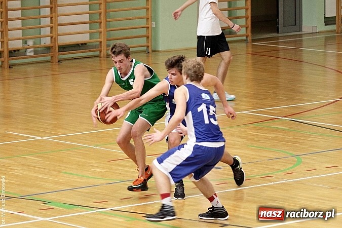 Zdjęcie w galerii na portalu naszraciborz.pl: I LO najlepsze w koszykówce chłopców wiadomości z regionu
