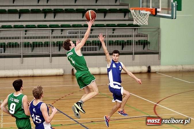 Zdjęcie w galerii na portalu naszraciborz.pl: I LO najlepsze w koszykówce chłopców wiadomości z regionu
