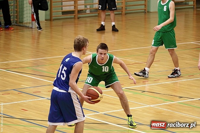 Zdjęcie w galerii na portalu naszraciborz.pl: I LO najlepsze w koszykówce chłopców wiadomości z regionu