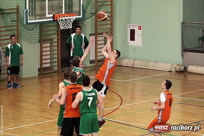 Zdjęcie w galerii na portalu naszraciborz.pl: I LO najlepsze w koszykówce chłopców wiadomości z regionu