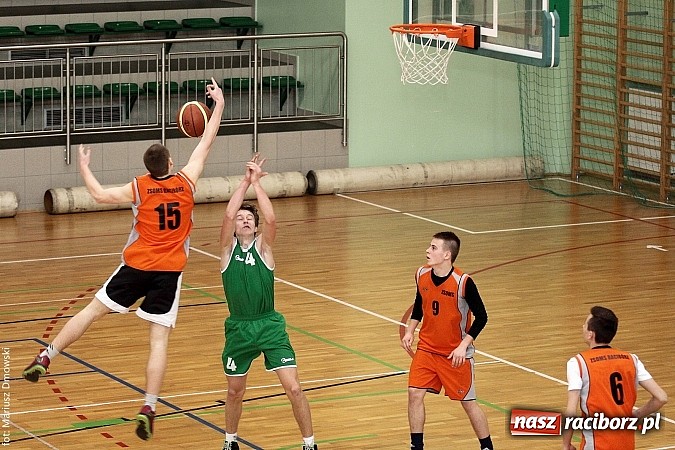 Zdjęcie w galerii na portalu naszraciborz.pl: I LO najlepsze w koszykówce chłopców wiadomości z regionu