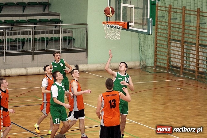 Zdjęcie w galerii na portalu naszraciborz.pl: I LO najlepsze w koszykówce chłopców wiadomości z regionu