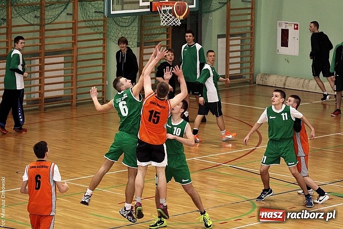 Zdjęcie w galerii na portalu naszraciborz.pl: I LO najlepsze w koszykówce chłopców wiadomości z regionu