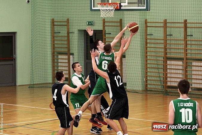 Zdjęcie w galerii na portalu naszraciborz.pl: I LO najlepsze w koszykówce chłopców wiadomości z regionu