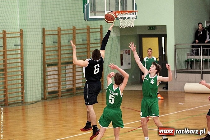 Zdjęcie w galerii na portalu naszraciborz.pl: I LO najlepsze w koszykówce chłopców wiadomości z regionu