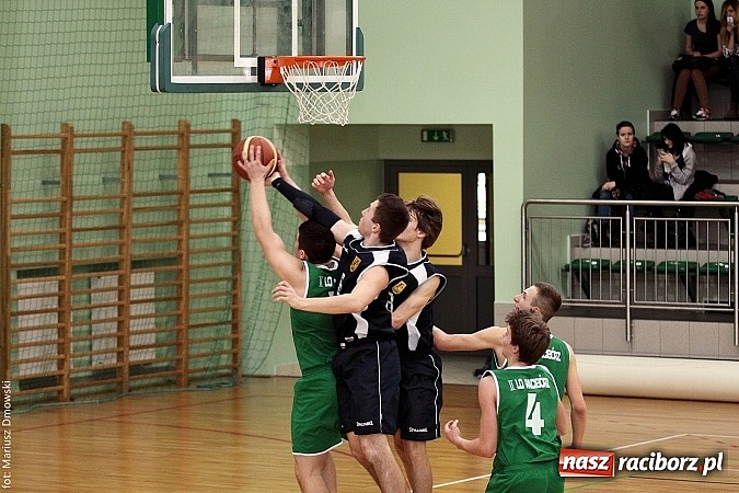 Zdjęcie w galerii na portalu naszraciborz.pl: I LO najlepsze w koszykówce chłopców wiadomości z regionu