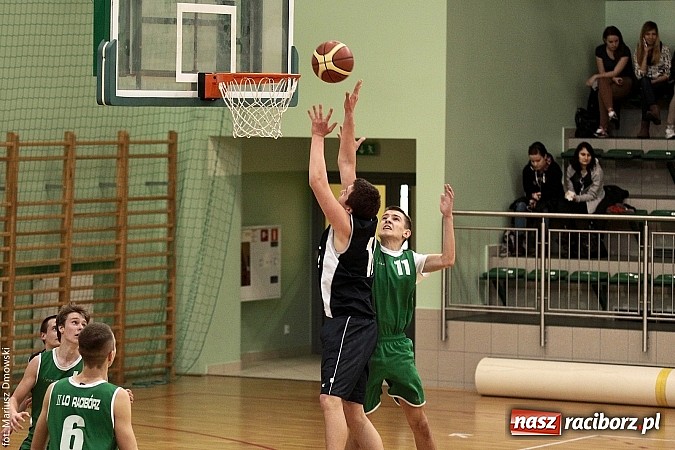 Zdjęcie w galerii na portalu naszraciborz.pl: I LO najlepsze w koszykówce chłopców wiadomości z regionu
