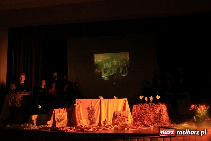 Zdjęcie w galerii na portalu naszraciborz.pl: W poszukiwaniu... oceanu miłości wiadomości z regionu