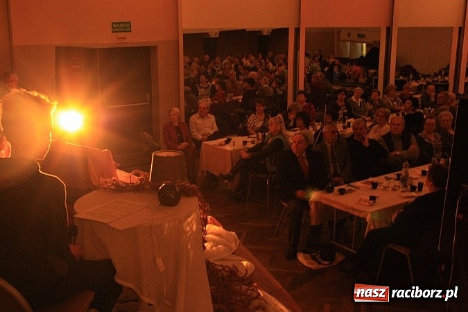 Zdjęcie w galerii na portalu naszraciborz.pl: W poszukiwaniu... oceanu miłości wiadomości z regionu