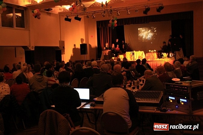 Zdjęcie w galerii na portalu naszraciborz.pl: W poszukiwaniu... oceanu miłości wiadomości z regionu