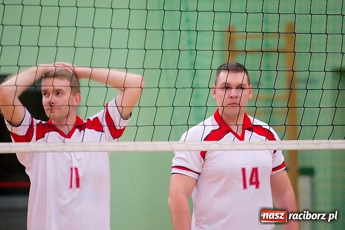 Zdjęcie w galerii na portalu naszraciborz.pl: Sobotnie emocje w siatkówce zakładów pracy. Faworyci nie zawiedli wiadomości z regionu