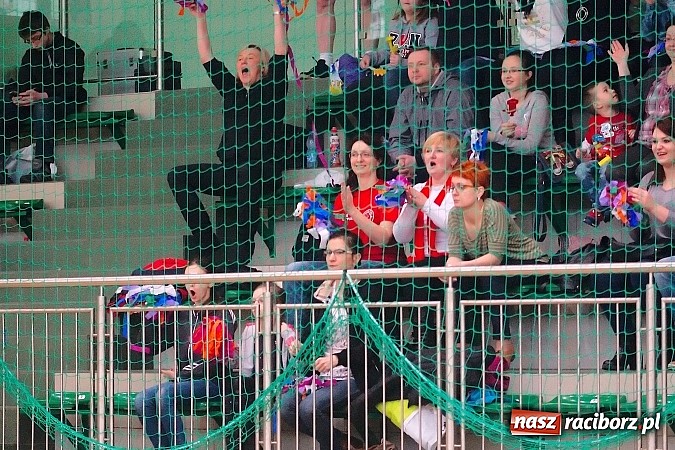 Zdjęcie w galerii na portalu naszraciborz.pl: Sobotnie emocje w siatkówce zakładów pracy. Faworyci nie zawiedli wiadomości z regionu