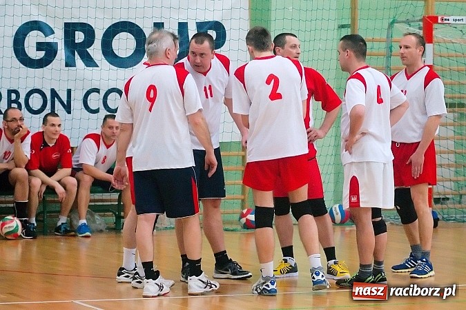 Zdjęcie w galerii na portalu naszraciborz.pl: Sobotnie emocje w siatkówce zakładów pracy. Faworyci nie zawiedli wiadomości z regionu