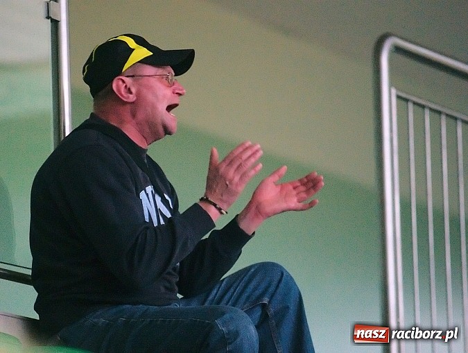 Zdjęcie w galerii na portalu naszraciborz.pl: Sobotnie emocje w siatkówce zakładów pracy. Faworyci nie zawiedli wiadomości z regionu