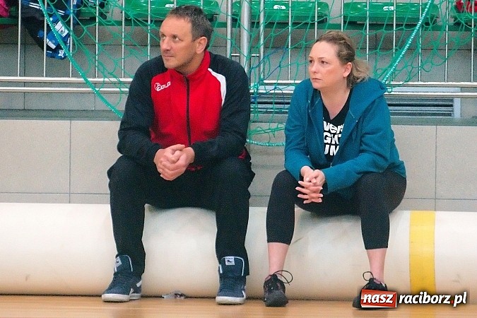 Zdjęcie w galerii na portalu naszraciborz.pl: Sobotnie emocje w siatkówce zakładów pracy. Faworyci nie zawiedli wiadomości z regionu