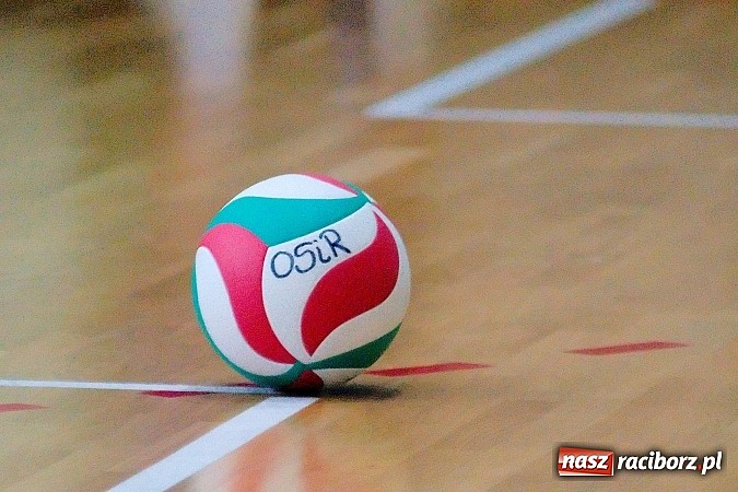 Zdjęcie w galerii na portalu naszraciborz.pl: Sobotnie emocje w siatkówce zakładów pracy. Faworyci nie zawiedli wiadomości z regionu