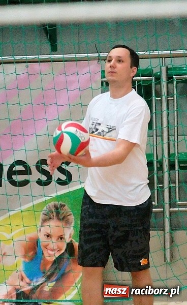 Zdjęcie w galerii na portalu naszraciborz.pl: Sobotnie emocje w siatkówce zakładów pracy. Faworyci nie zawiedli wiadomości z regionu