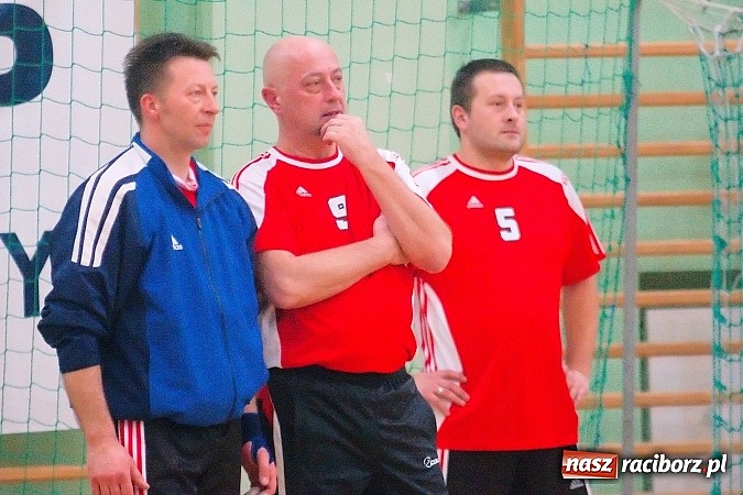 Zdjęcie w galerii na portalu naszraciborz.pl: Sobotnie emocje w siatkówce zakładów pracy. Faworyci nie zawiedli wiadomości z regionu