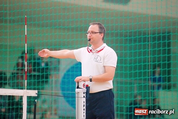 Zdjęcie w galerii na portalu naszraciborz.pl: Sobotnie emocje w siatkówce zakładów pracy. Faworyci nie zawiedli wiadomości z regionu