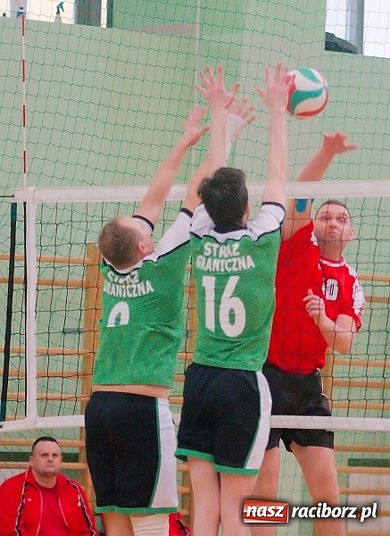 Zdjęcie w galerii na portalu naszraciborz.pl: Sobotnie emocje w siatkówce zakładów pracy. Faworyci nie zawiedli wiadomości z regionu