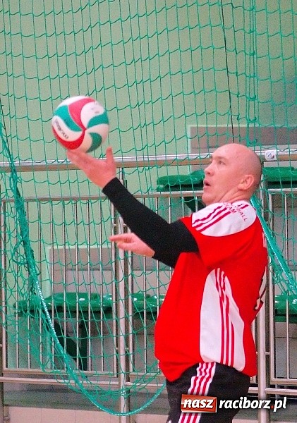 Zdjęcie w galerii na portalu naszraciborz.pl: Sobotnie emocje w siatkówce zakładów pracy. Faworyci nie zawiedli wiadomości z regionu