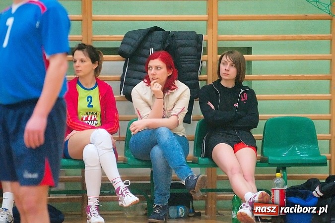 Zdjęcie w galerii na portalu naszraciborz.pl: Sobotnie emocje w siatkówce zakładów pracy. Faworyci nie zawiedli wiadomości z regionu