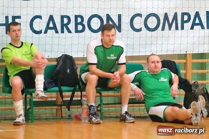 Zdjęcie w galerii na portalu naszraciborz.pl: Sobotnie emocje w siatkówce zakładów pracy. Faworyci nie zawiedli wiadomości z regionu