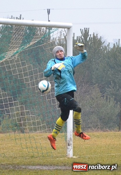 Zdjęcie w galerii na portalu naszraciborz.pl: Koziołki pożarte przez piłkarzy Wilka  wiadomości z regionu
