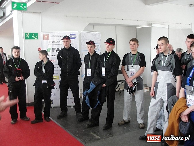 Zdjęcie w galerii na portalu naszraciborz.pl: Raciborska Budowlanka drugą szkołą w Polsce w Turnieju Złota Kielnia wiadomości z regionu