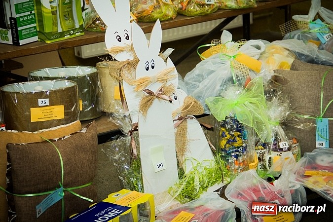 Zdjęcie w galerii na portalu naszraciborz.pl: Kiermasz świąteczny w MOK Krzanowice wiadomości z regionu