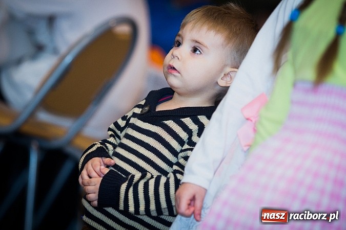 Zdjęcie w galerii na portalu naszraciborz.pl: Kiermasz świąteczny w MOK Krzanowice wiadomości z regionu