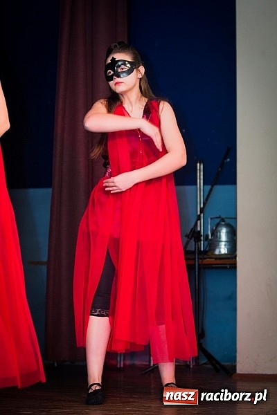 Zdjęcie w galerii na portalu naszraciborz.pl: Kiermasz świąteczny w MOK Krzanowice wiadomości z regionu