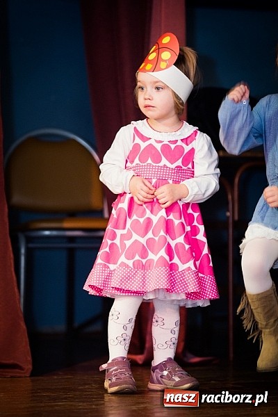 Zdjęcie w galerii na portalu naszraciborz.pl: Kiermasz świąteczny w MOK Krzanowice wiadomości z regionu