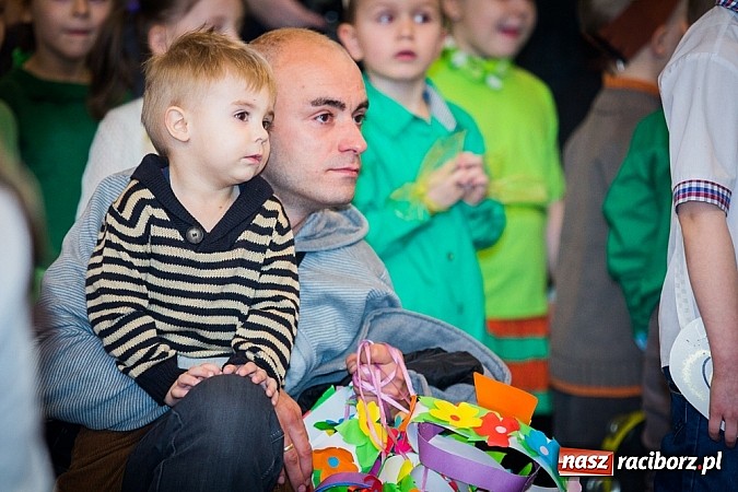 Zdjęcie w galerii na portalu naszraciborz.pl: Kiermasz świąteczny w MOK Krzanowice wiadomości z regionu