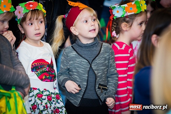 Zdjęcie w galerii na portalu naszraciborz.pl: Kiermasz świąteczny w MOK Krzanowice wiadomości z regionu