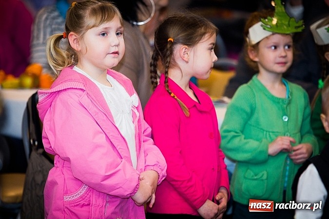 Zdjęcie w galerii na portalu naszraciborz.pl: Kiermasz świąteczny w MOK Krzanowice wiadomości z regionu