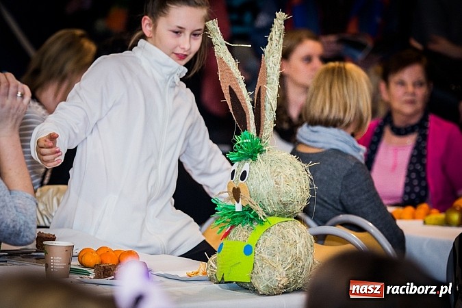 Zdjęcie w galerii na portalu naszraciborz.pl: Kiermasz świąteczny w MOK Krzanowice wiadomości z regionu