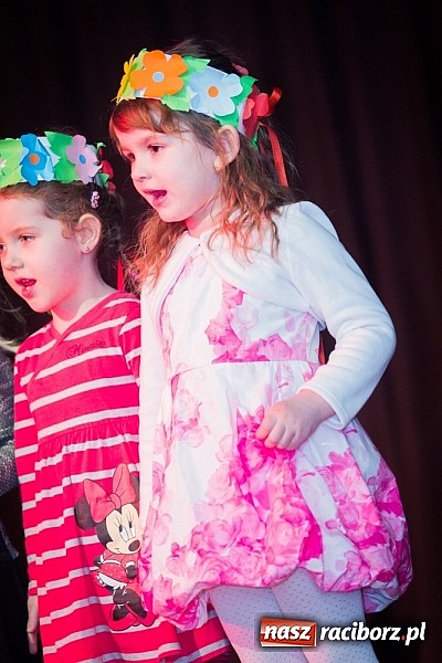 Zdjęcie w galerii na portalu naszraciborz.pl: Kiermasz świąteczny w MOK Krzanowice wiadomości z regionu