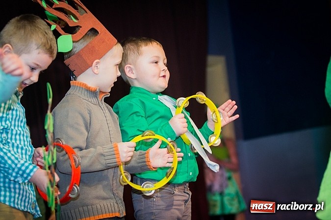 Zdjęcie w galerii na portalu naszraciborz.pl: Kiermasz świąteczny w MOK Krzanowice wiadomości z regionu