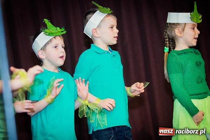 Zdjęcie w galerii na portalu naszraciborz.pl: Kiermasz świąteczny w MOK Krzanowice wiadomości z regionu