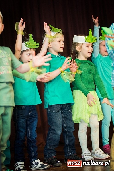 Zdjęcie w galerii na portalu naszraciborz.pl: Kiermasz świąteczny w MOK Krzanowice wiadomości z regionu