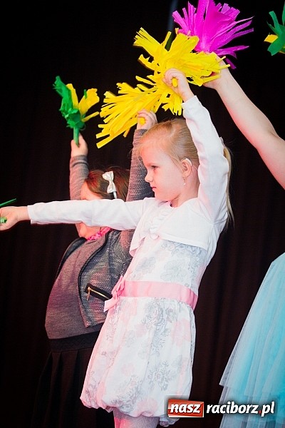 Zdjęcie w galerii na portalu naszraciborz.pl: Kiermasz świąteczny w MOK Krzanowice wiadomości z regionu