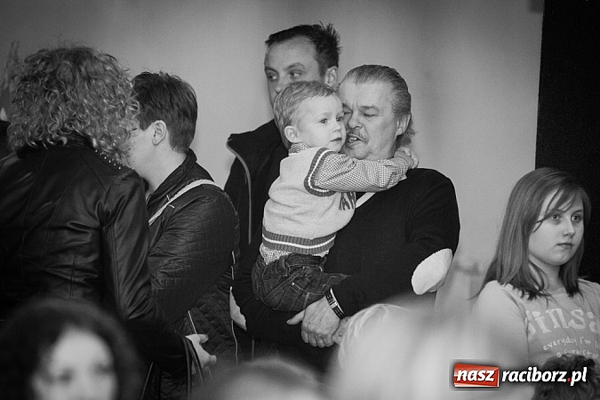 Zdjęcie w galerii na portalu naszraciborz.pl: Kiermasz świąteczny w MOK Krzanowice wiadomości z regionu